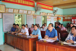 Bí thư Huyện ủy Nghi Lộc dự sinh hoạt chuyên đề tại chi bộ Trung Tiến, xã Nghi Quang